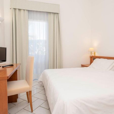Hotel Del Sole Santa Marinella Room photo