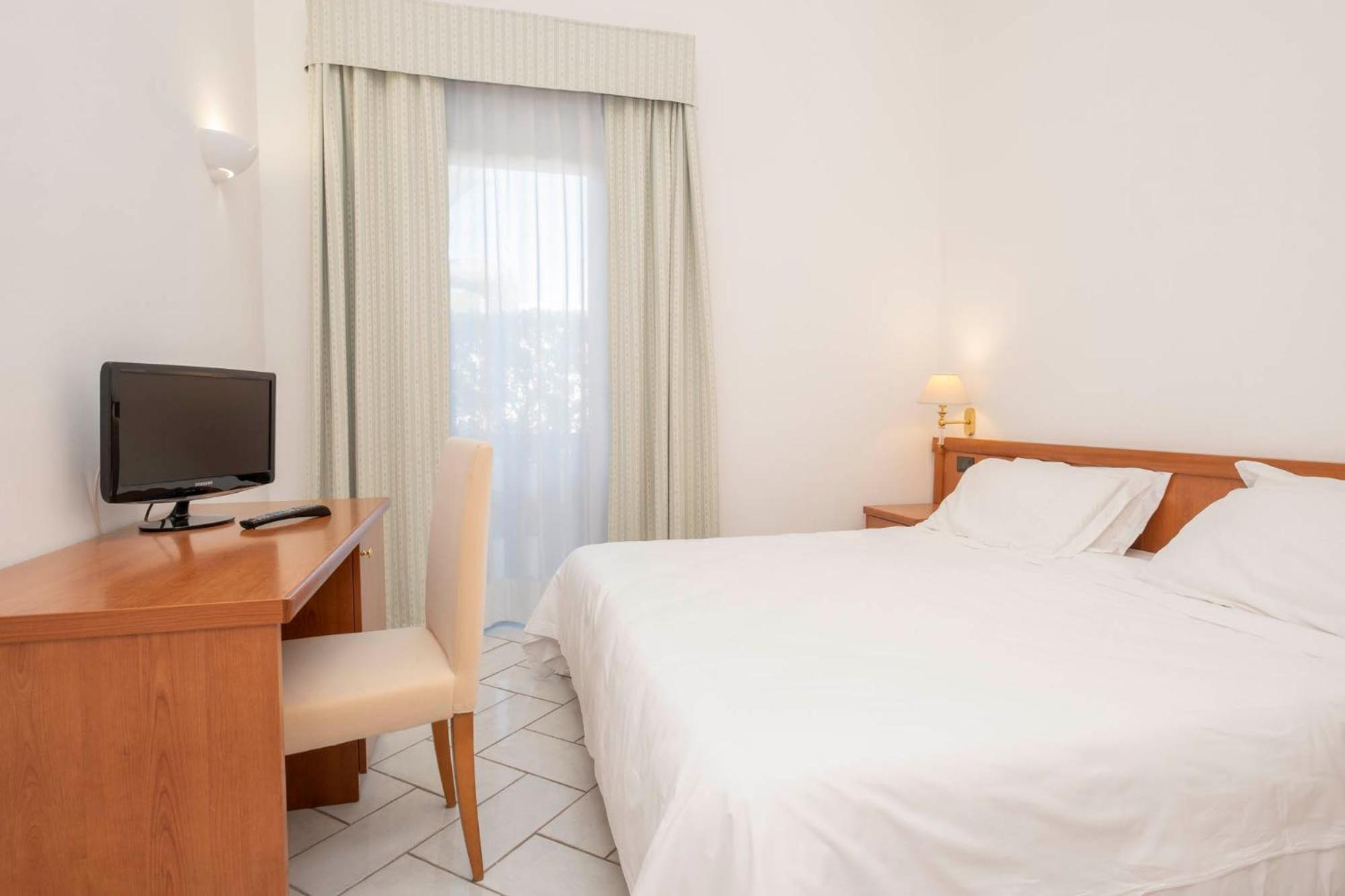 Hotel Del Sole Santa Marinella Room photo